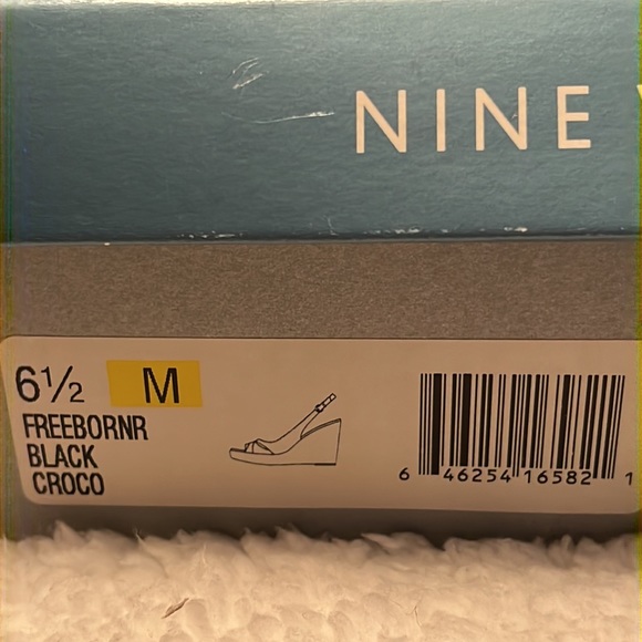 Nine West Freebornr Black Croc Design Wedge Heel - Picture 8 of 8